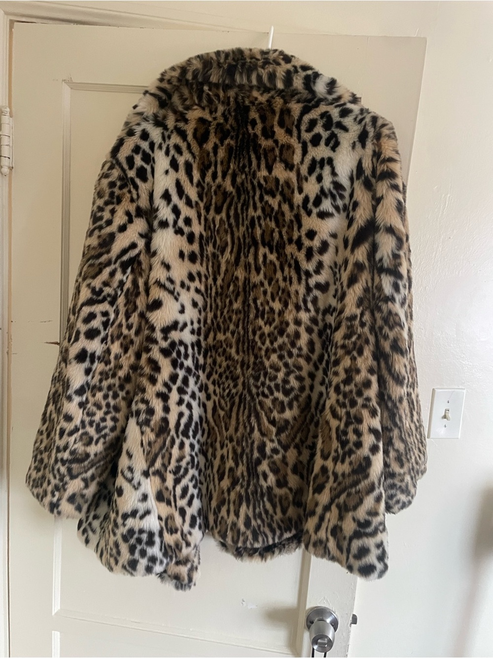 Leopard Print Faux Fur Coat - Picture 2 of 3